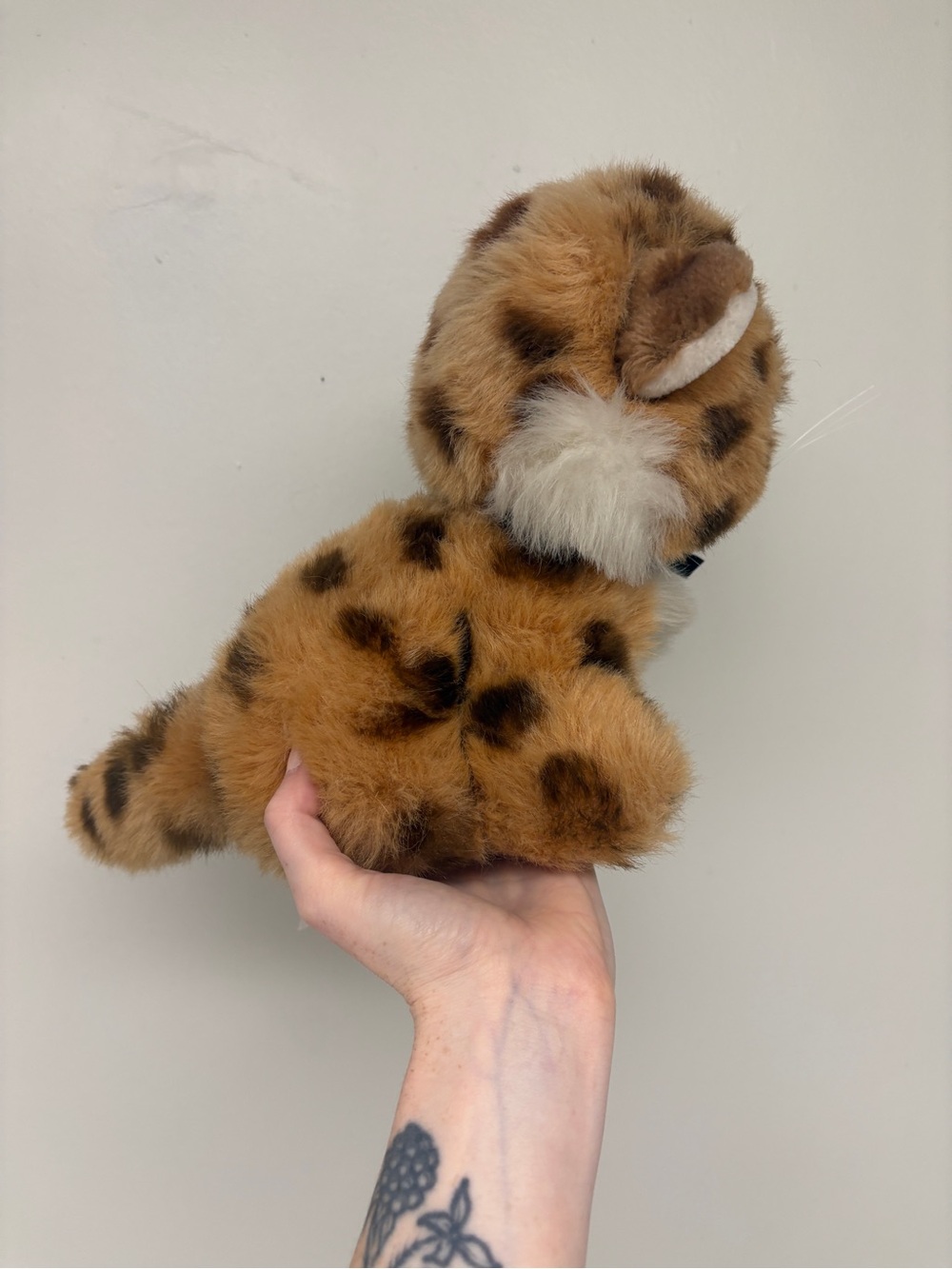 Gund 1982 Tamba Leopard Plush Toy 9” - Picture 3 of 9